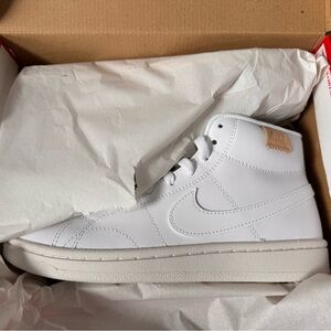 Nike Court Royale 2 Mid